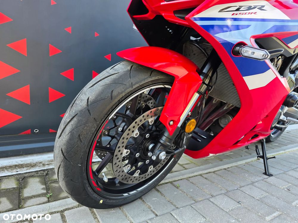 Honda CBR - 28