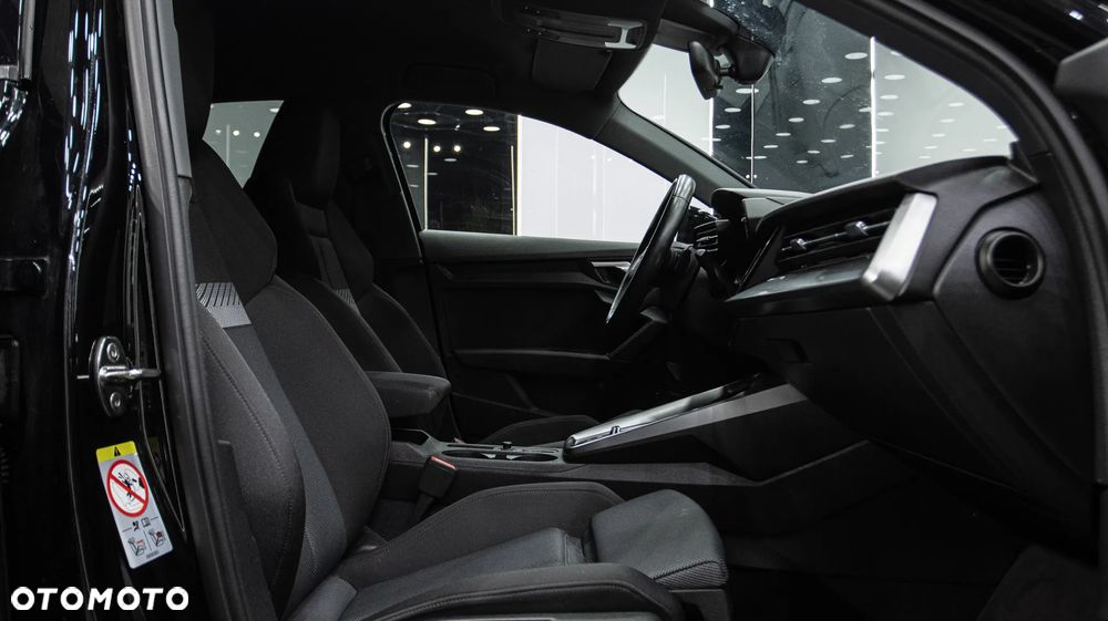 Audi A3 Limousine 35 TFSI mHEV S Line S tronic - 18