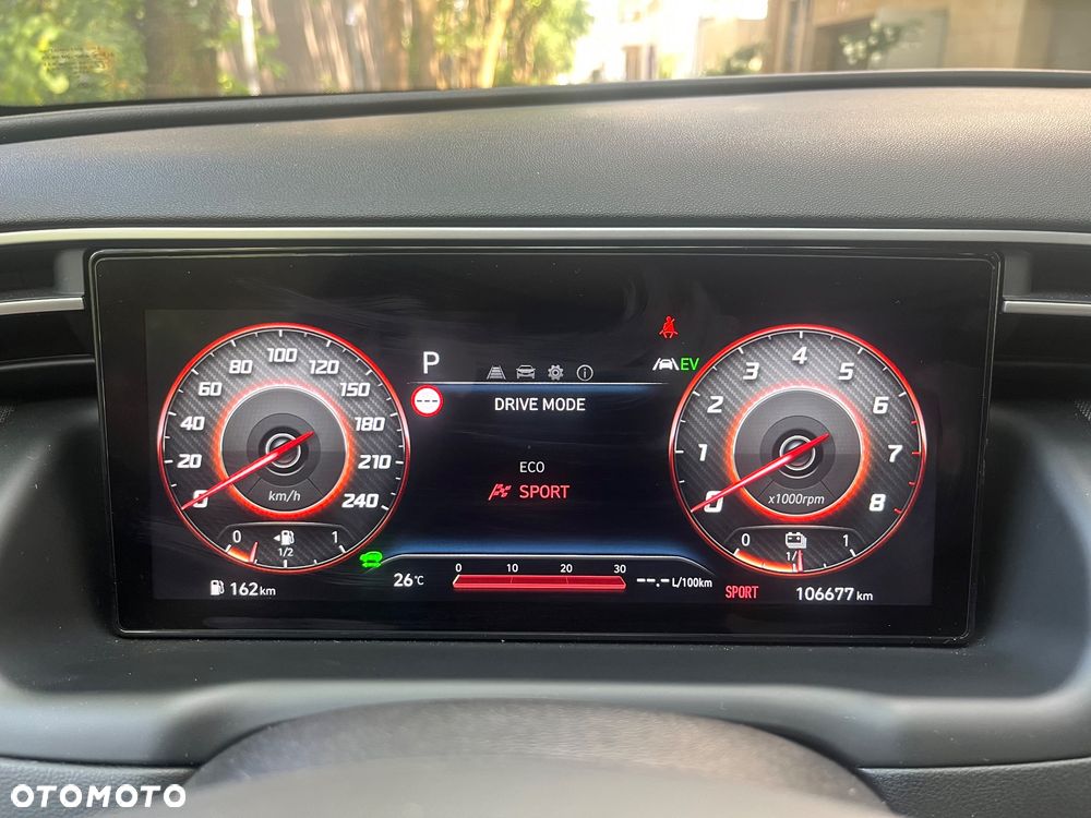 Hyundai Tucson 1.6 T-GDi HEV Executive 2WD - 22