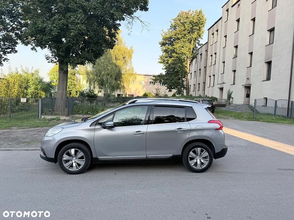 Peugeot 2008 1.2 VTi Allure - 8