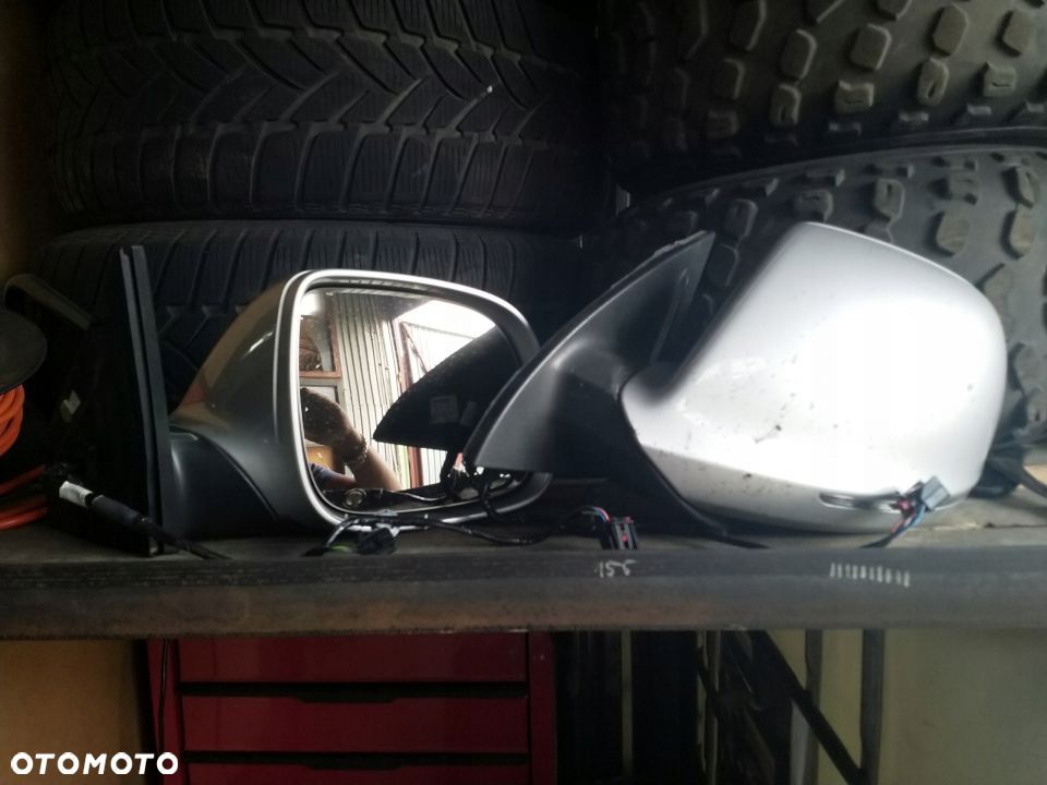 Lusterka audi Q7 4l0 9p+2 kod lx7w LZ7L