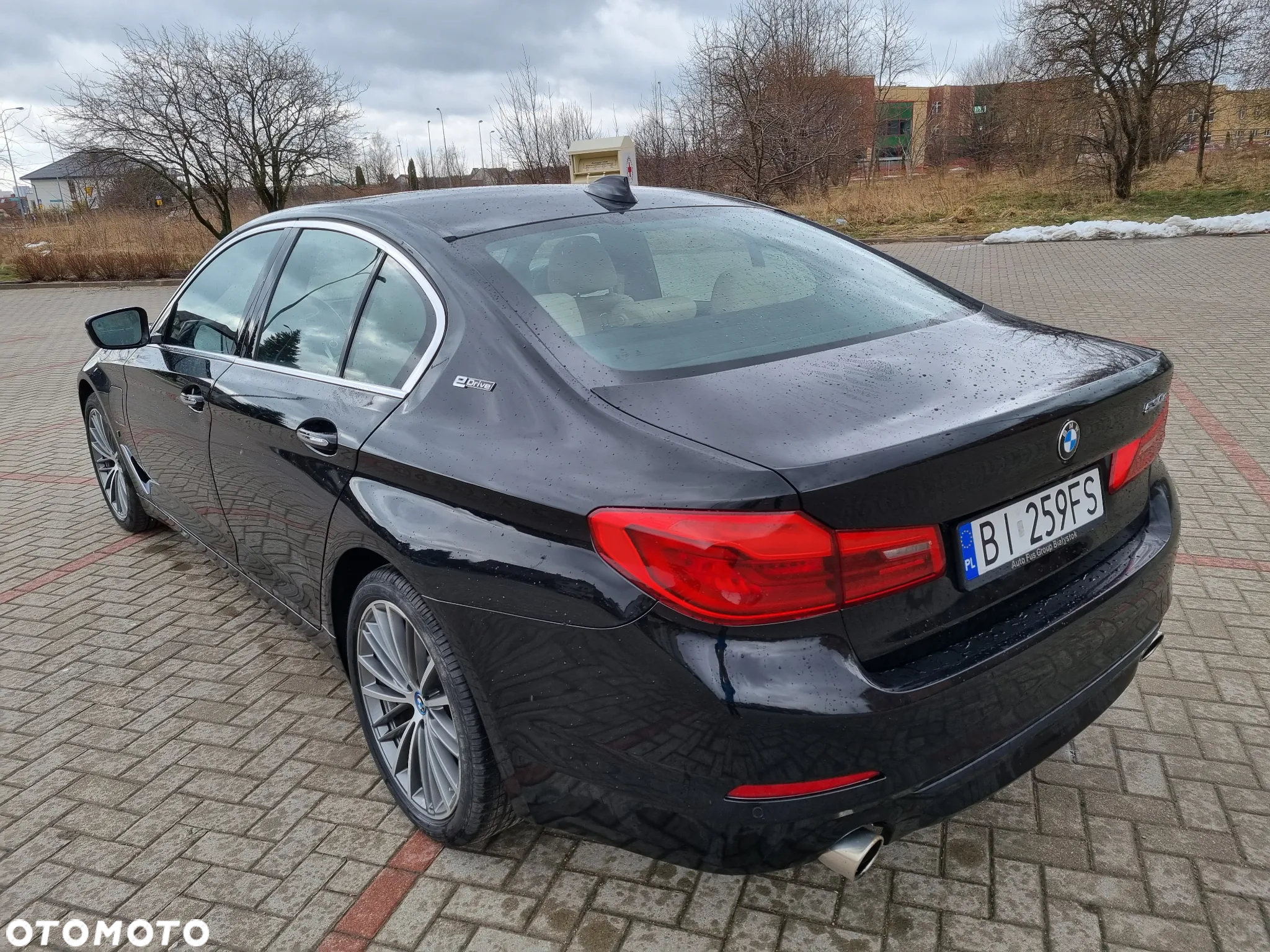 BMW Seria 5 530e - 9