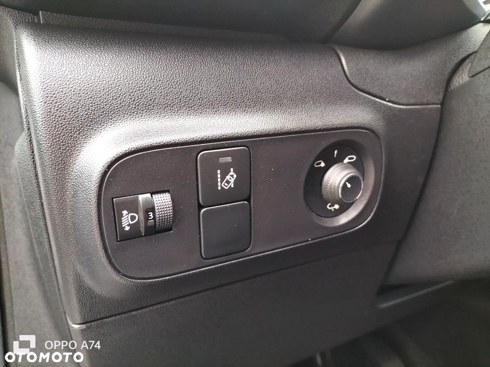 Citroën C3 Pure Tech 82 SHINE - 17