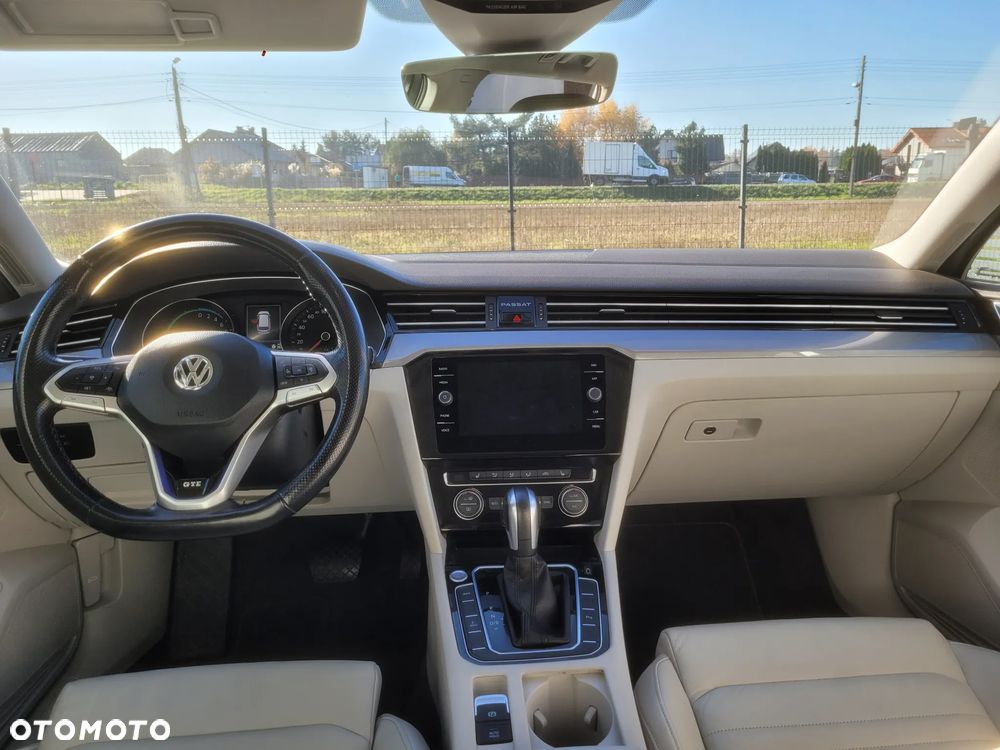 Volkswagen Passat 1.4 TSI DSG GTE - 11