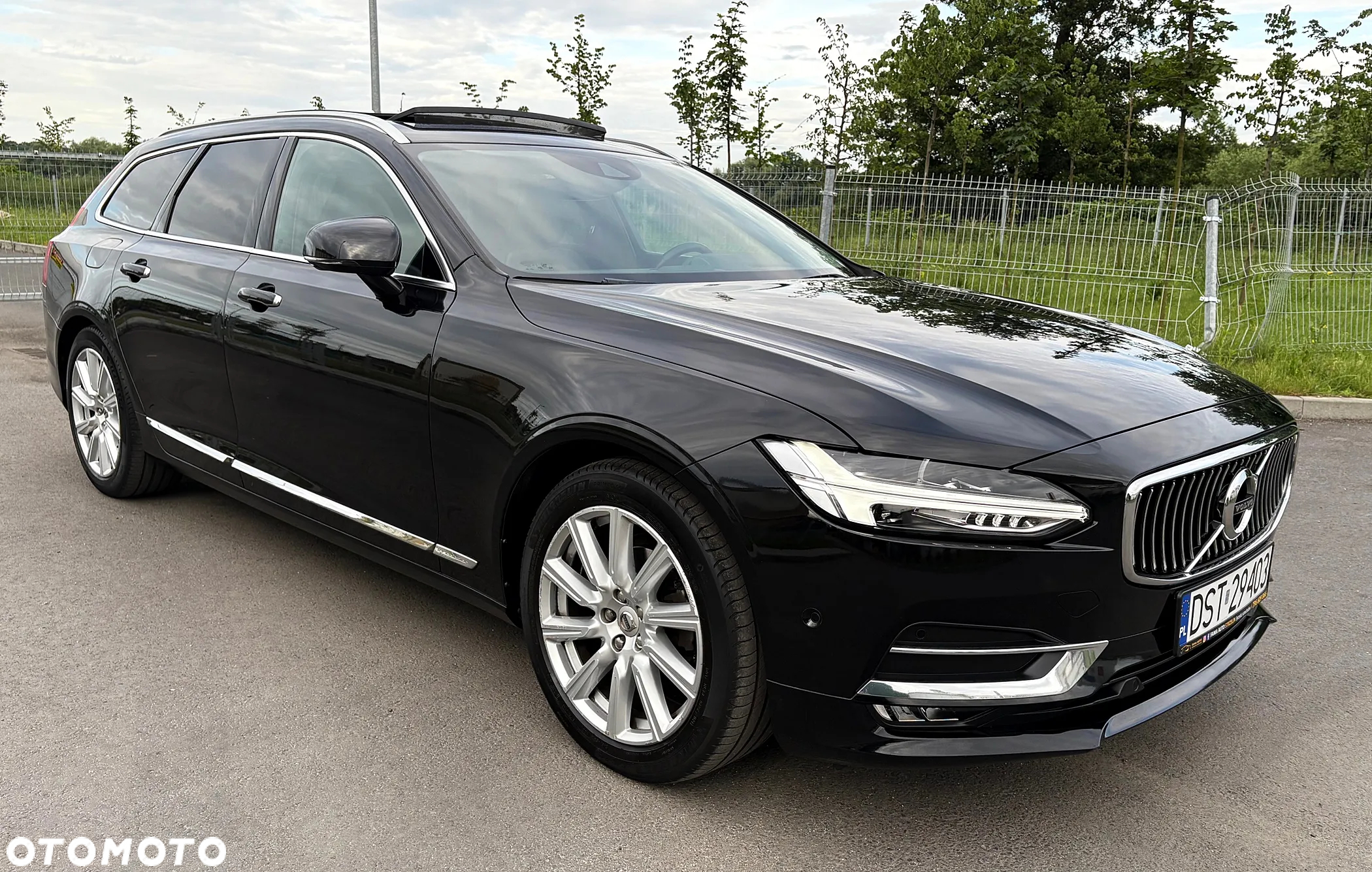 Volvo V90 D4 Inscription - 15