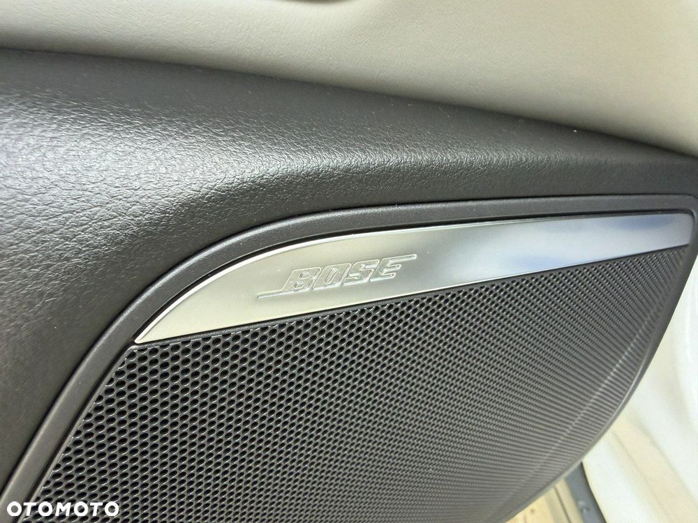 Audi A6 Allroad - 14