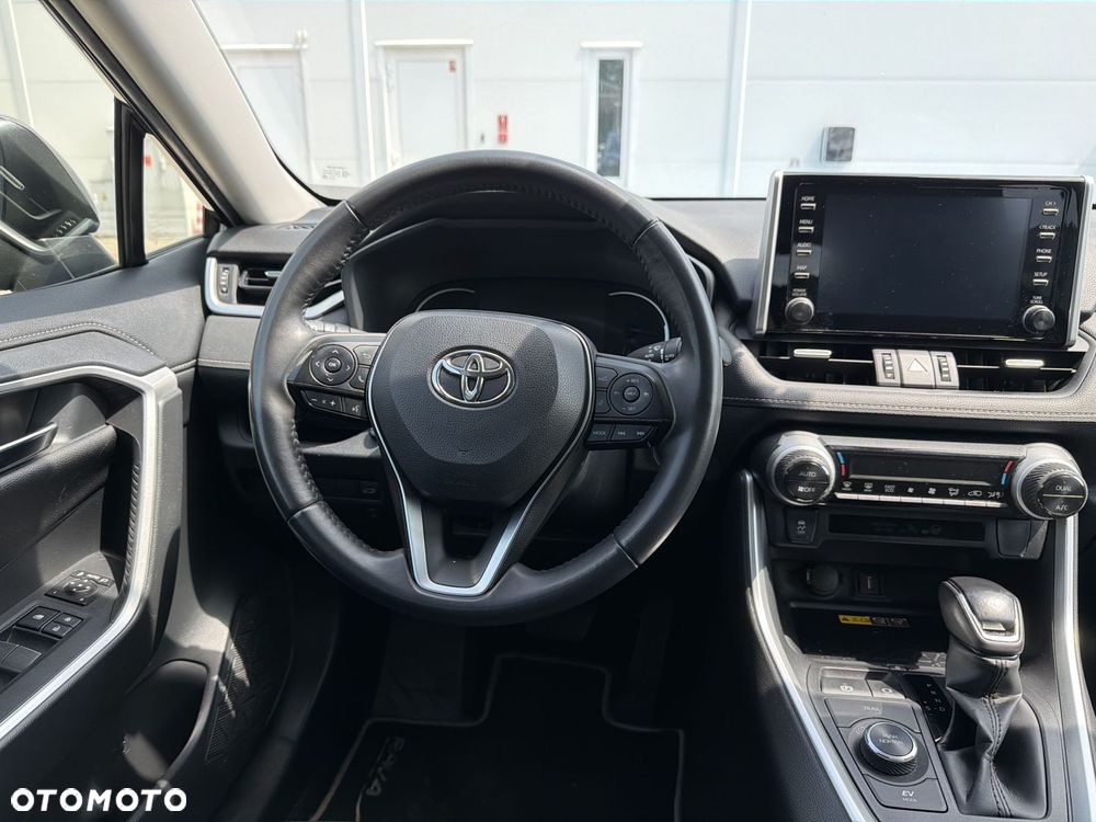 Toyota RAV4 - 12