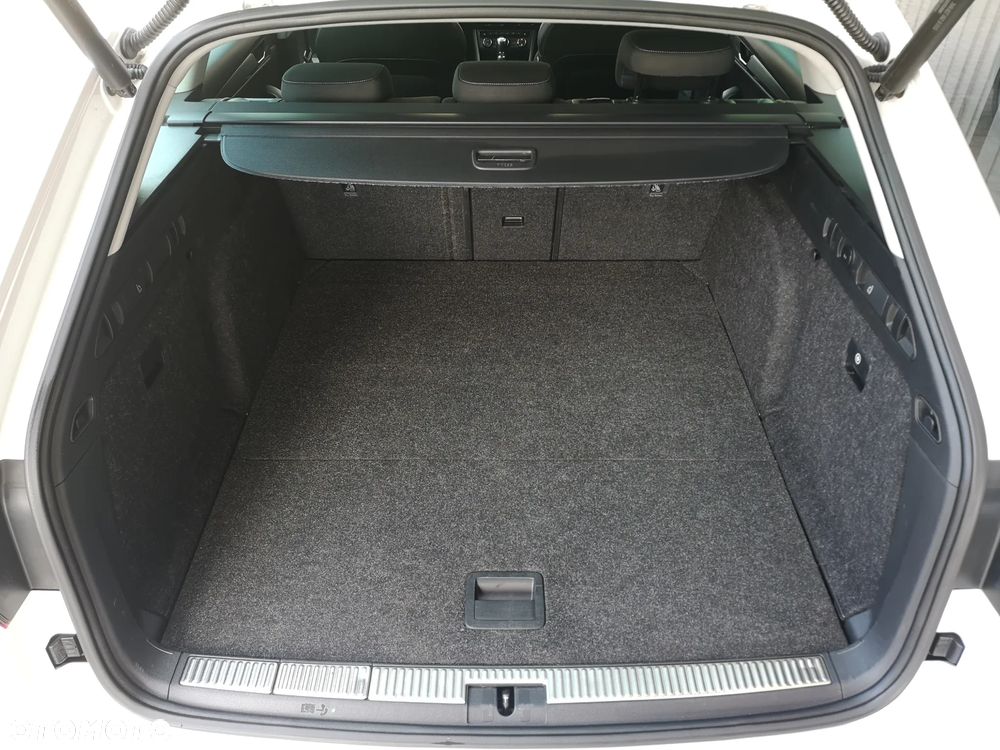 Skoda Superb 2.0 TDI 4x4 Style DSG - 28