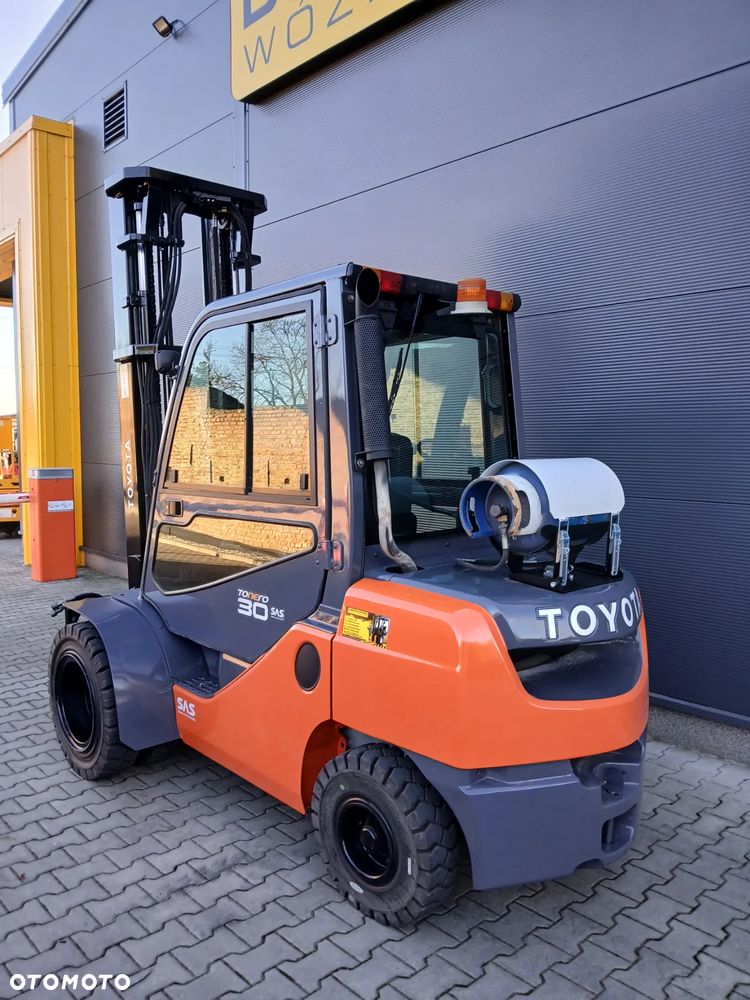 Toyota 02-8FGF30 - 5