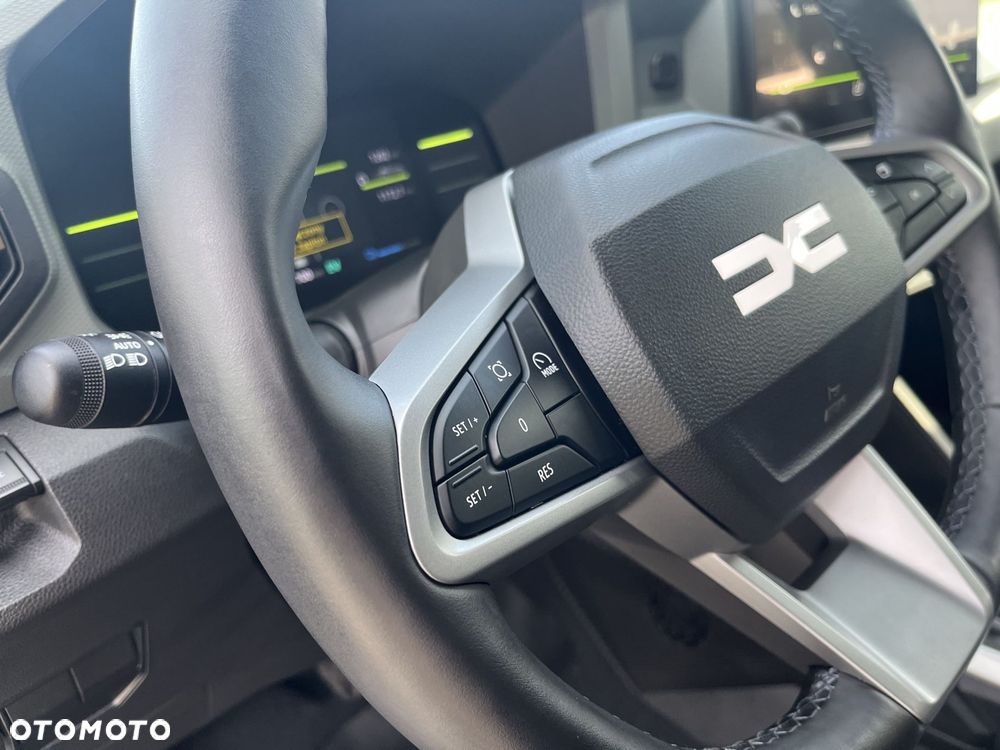 Dacia Duster 1.6 Full Hybrid 140 Extreme MMT - 22