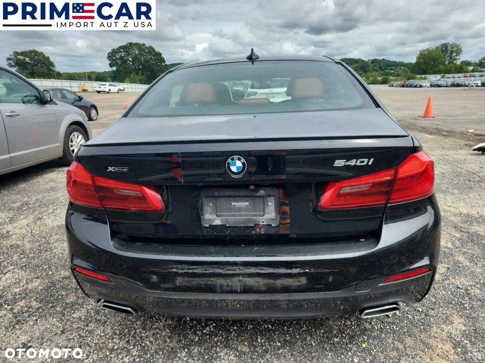 BMW Seria 5 540i xDrive - 6