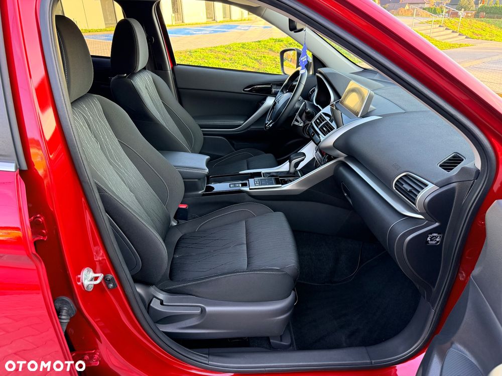 Mitsubishi Eclipse Cross 1.5 T GPF Intense Pro CVT - 22