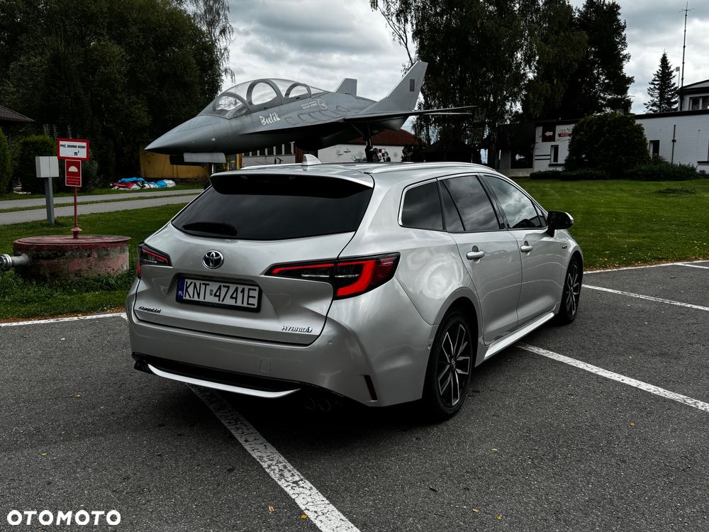 Toyota Corolla 2.0 Hybrid Executive - 3