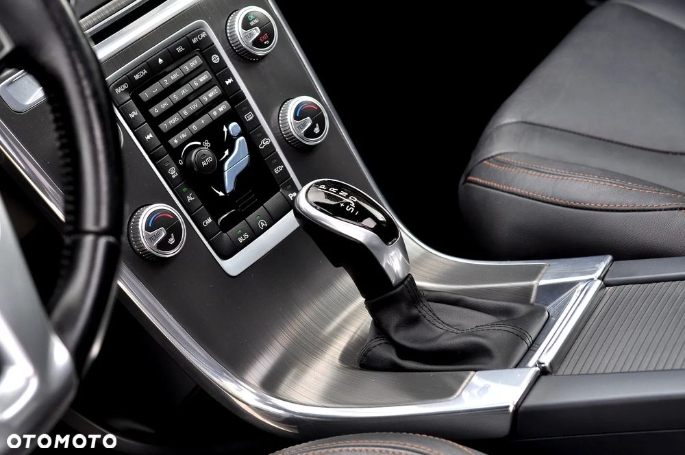 Volvo XC 60 - 19