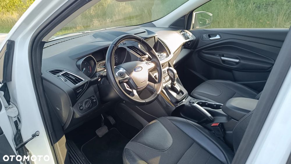 Ford Kuga - 22