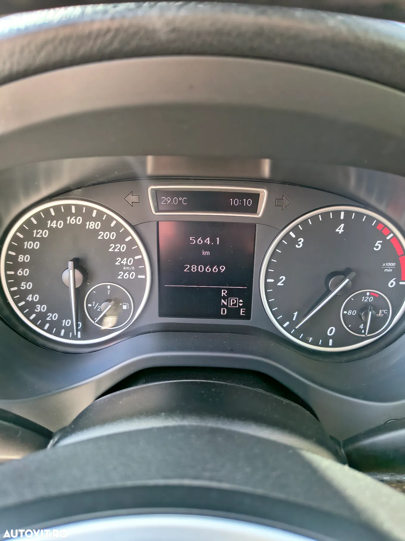 Mercedes-Benz A - 8