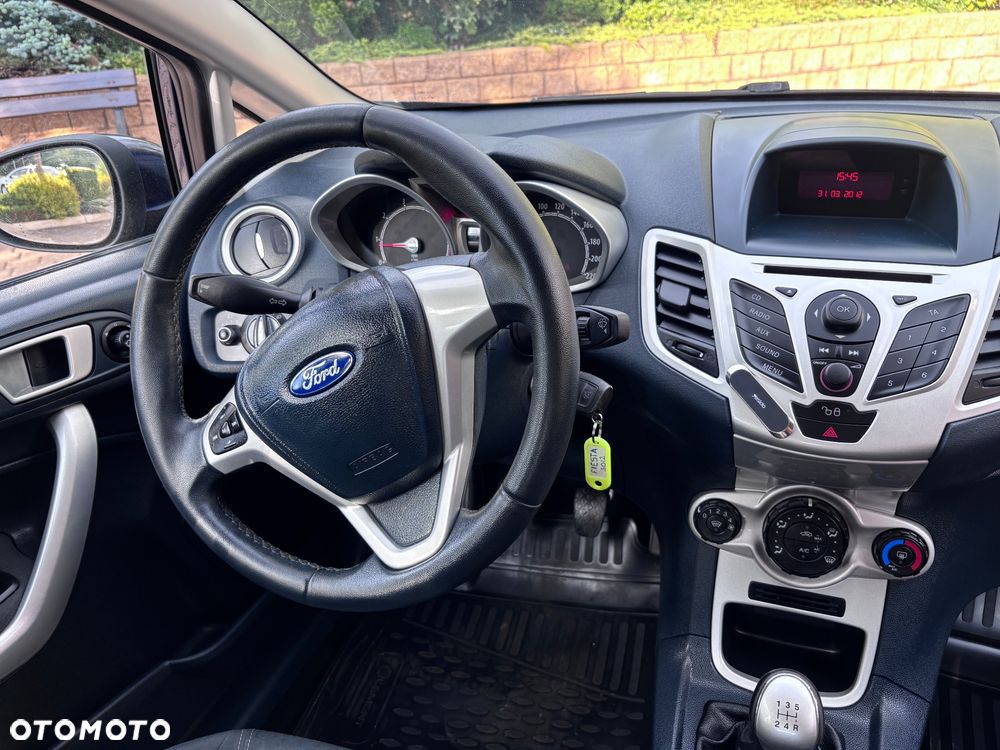 Ford Fiesta 1.25 Trend - 12