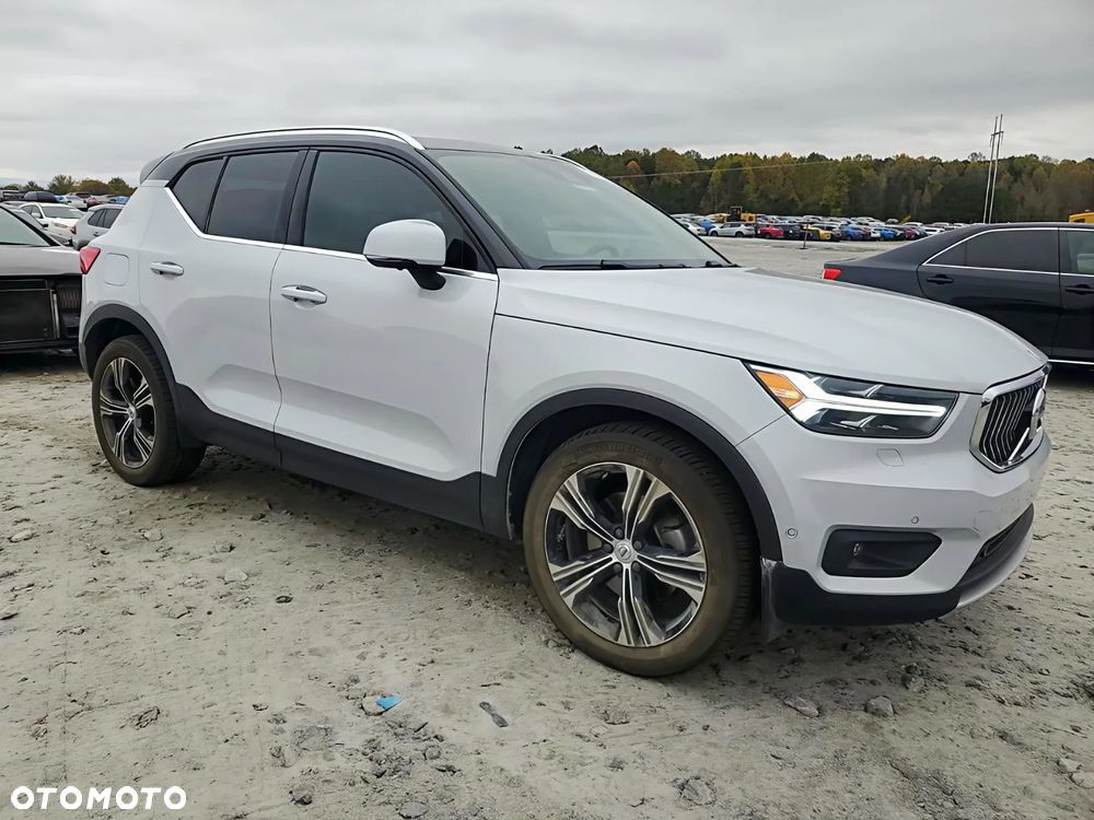 Volvo XC 40