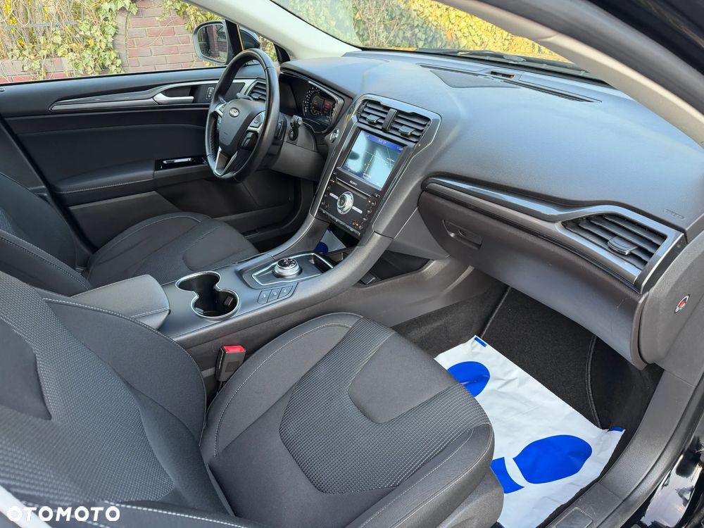 Ford Mondeo SW 2.0 EcoBlue Titanium - 11