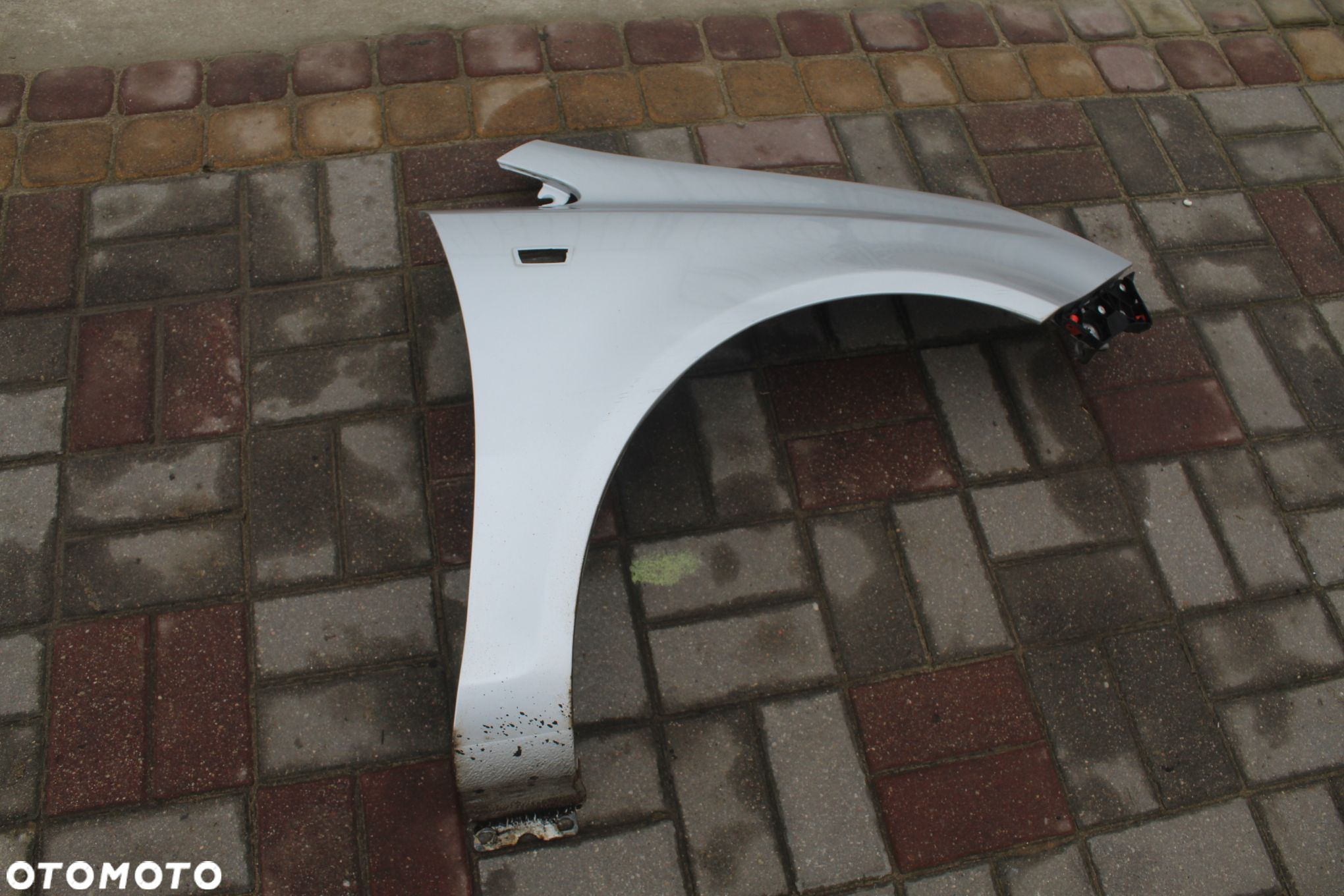 BŁOTNIK PRAWY PRZÓD Z157 OPEL CORSA D - 3