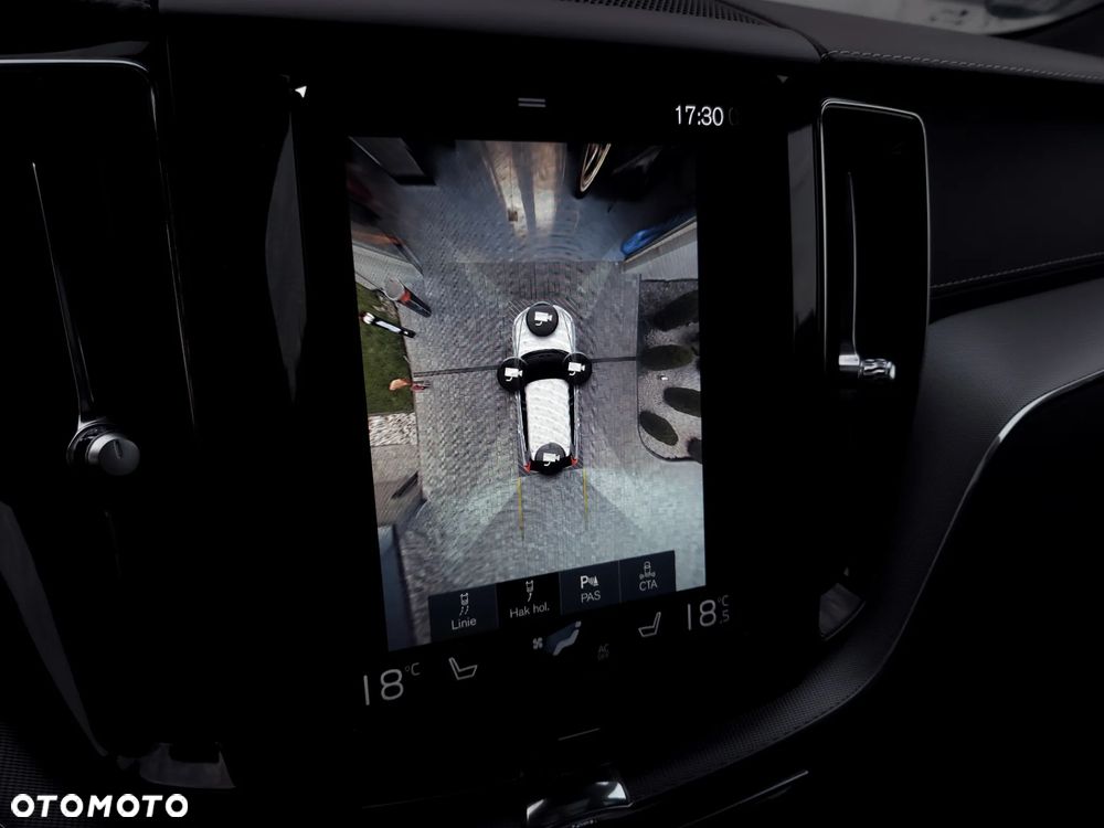 Volvo XC 60 D5 AWD R-Design - 13