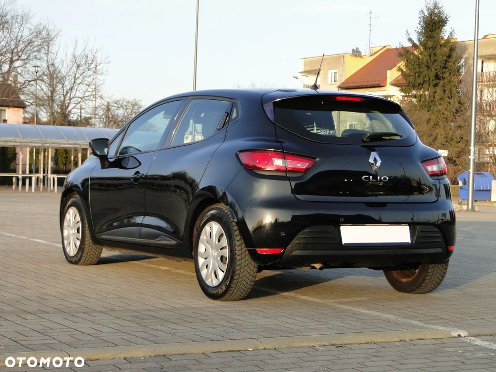 Renault Clio 1.2 16V 75 LIMITED 2018 - 10