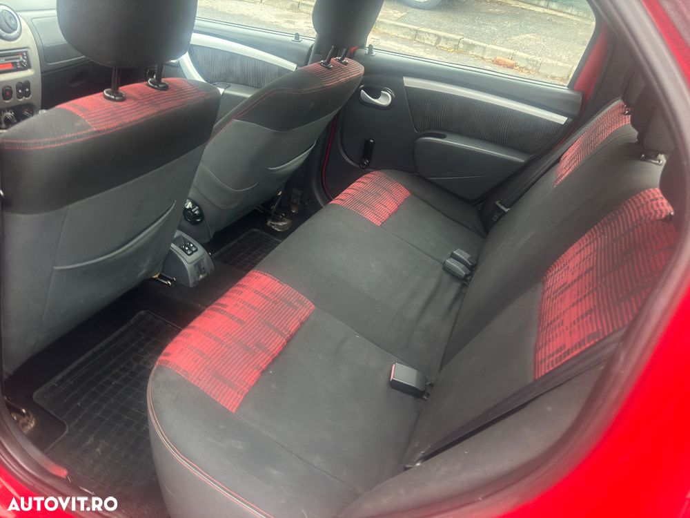 Dacia Logan 1.4 MPI GPL Laureate - 7