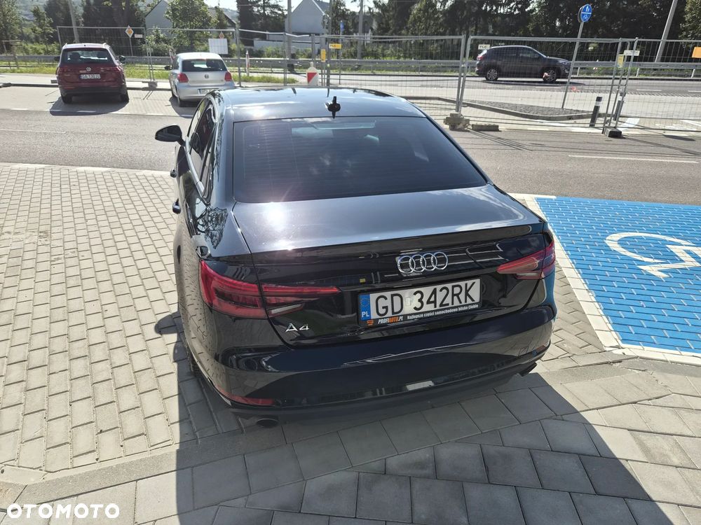Audi A4 Limousine - 17