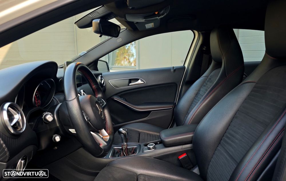 Mercedes-Benz A 180 d AMG Line - 11