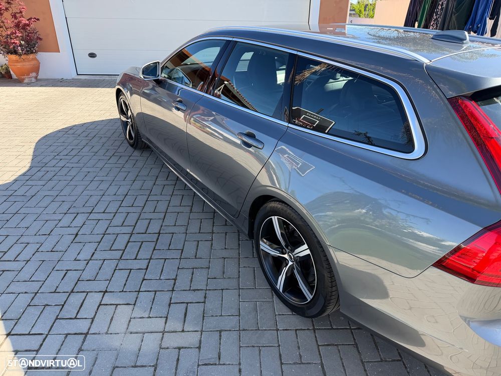 Volvo V90 2.0 D4 R-Design Geartronic - 6