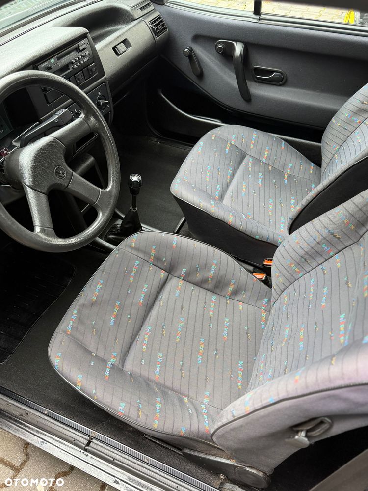 Volkswagen Polo - 7