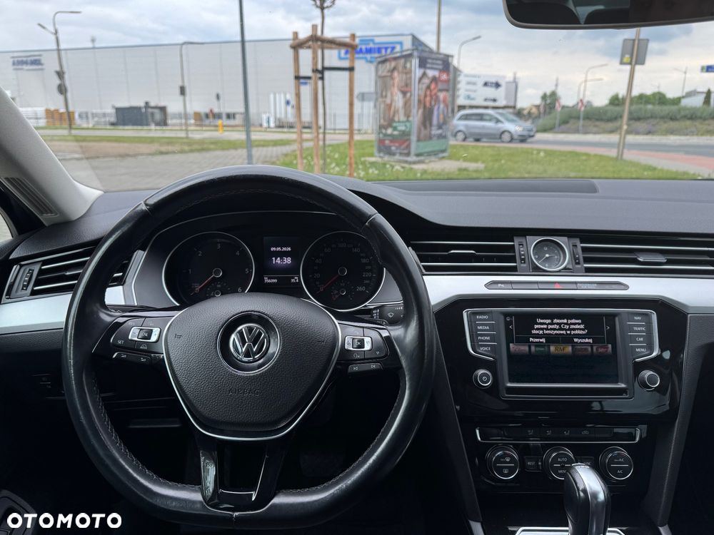 Volkswagen Passat 2.0 TDI BMT Comfortline DSG - 10