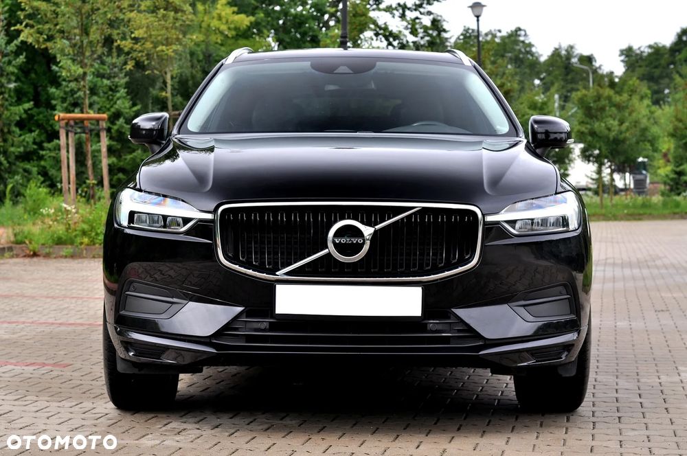 Volvo XC 60 D4 Momentum Pro - 4