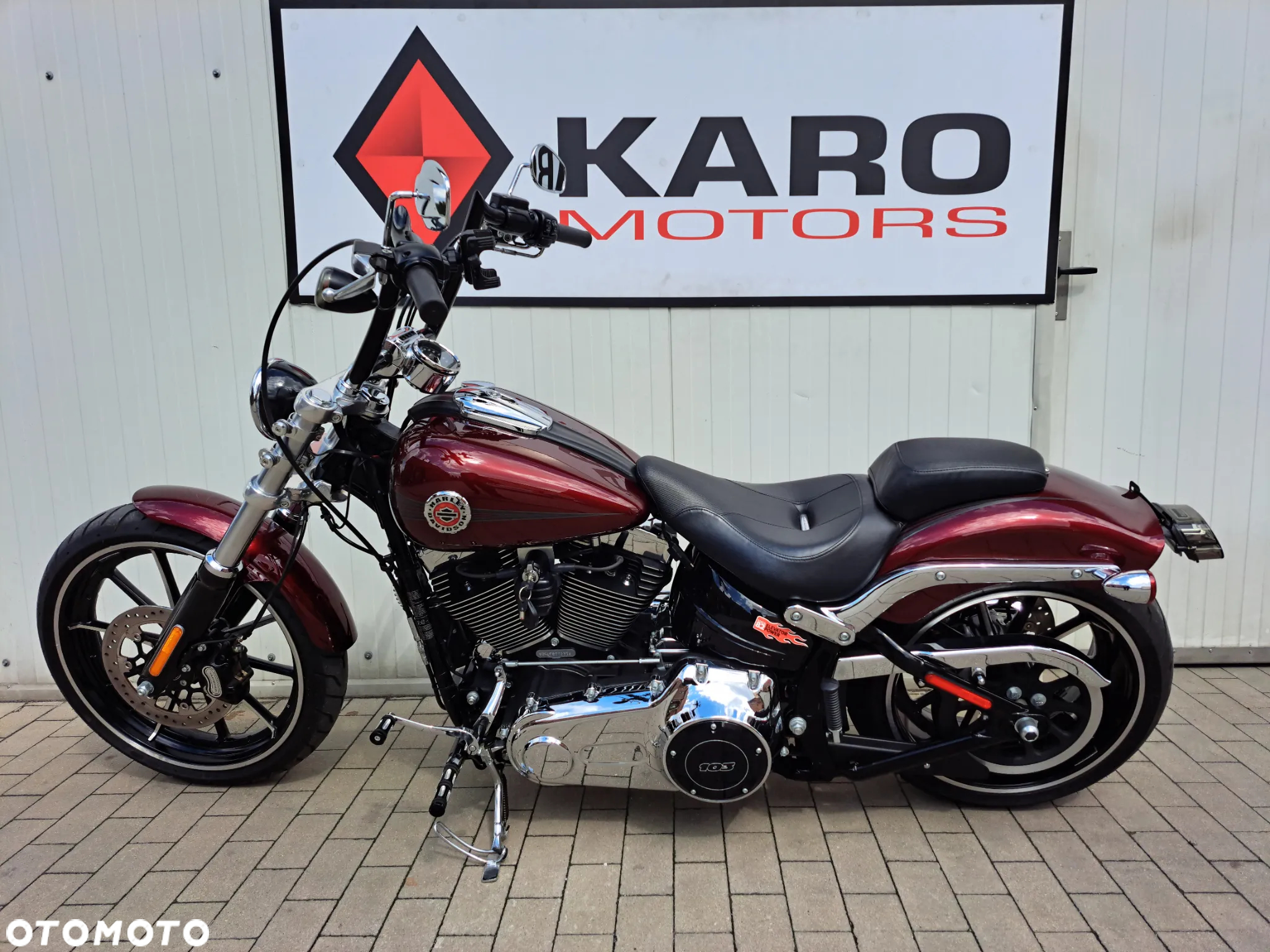 Harley-Davidson FXSB Breakout - 5