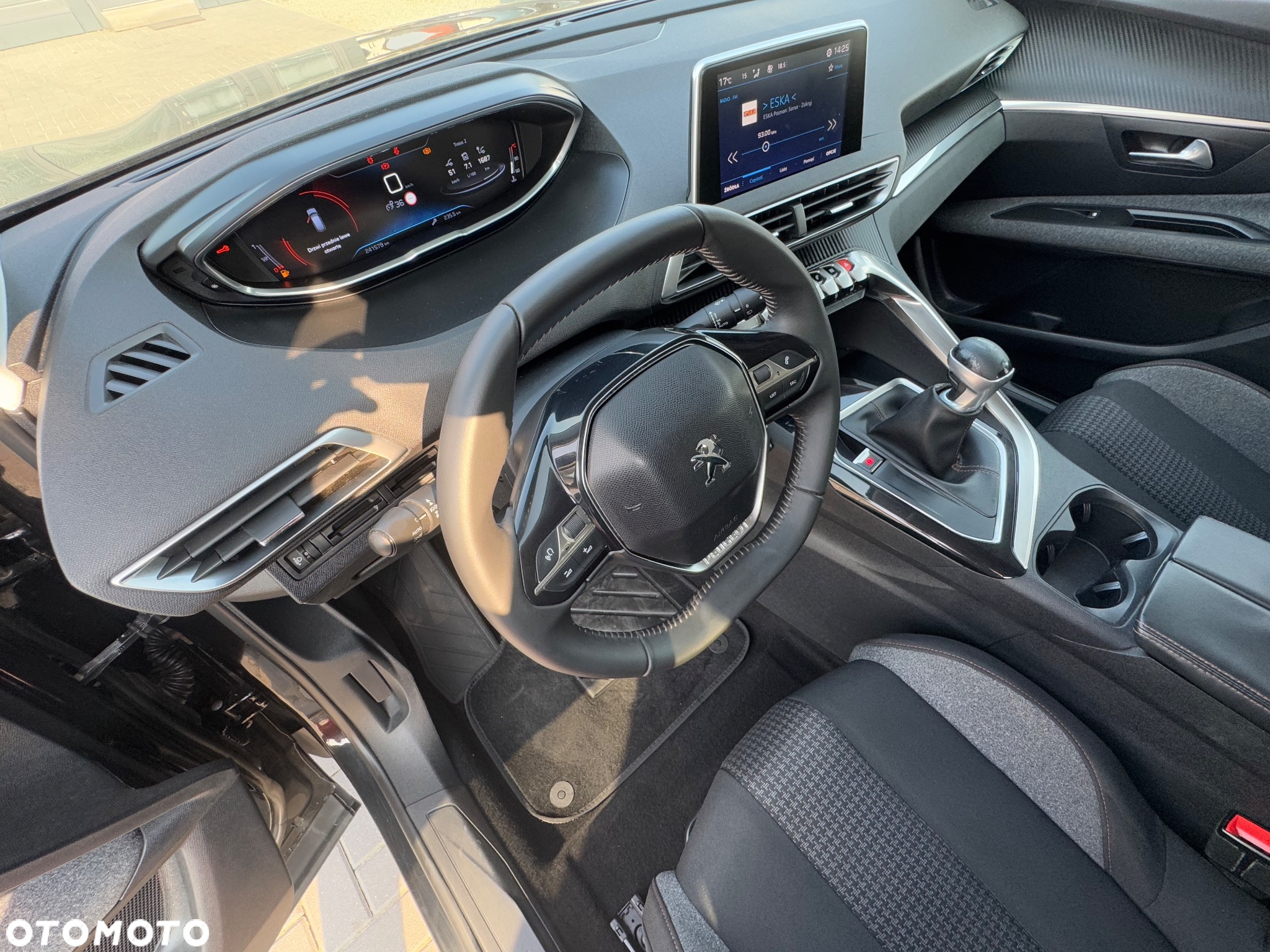 Peugeot 3008 1.6 BlueHDi Active S&S - 17
