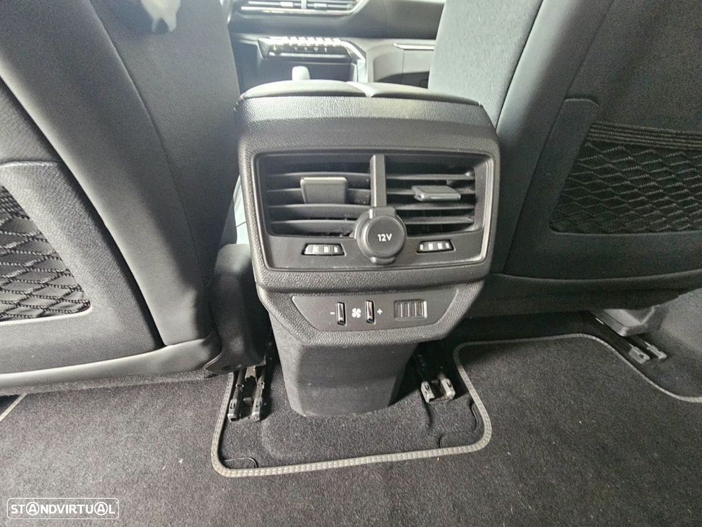 Peugeot 5008 1.5 BlueHDi Allure Pack EAT8 - 19