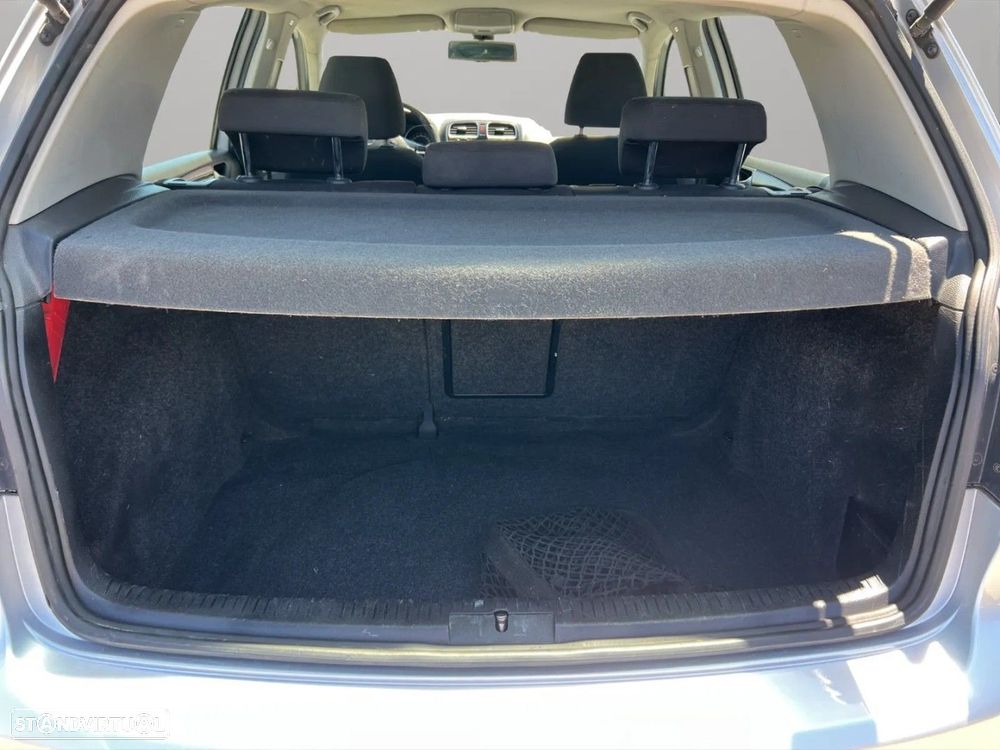 VW Golf - 16