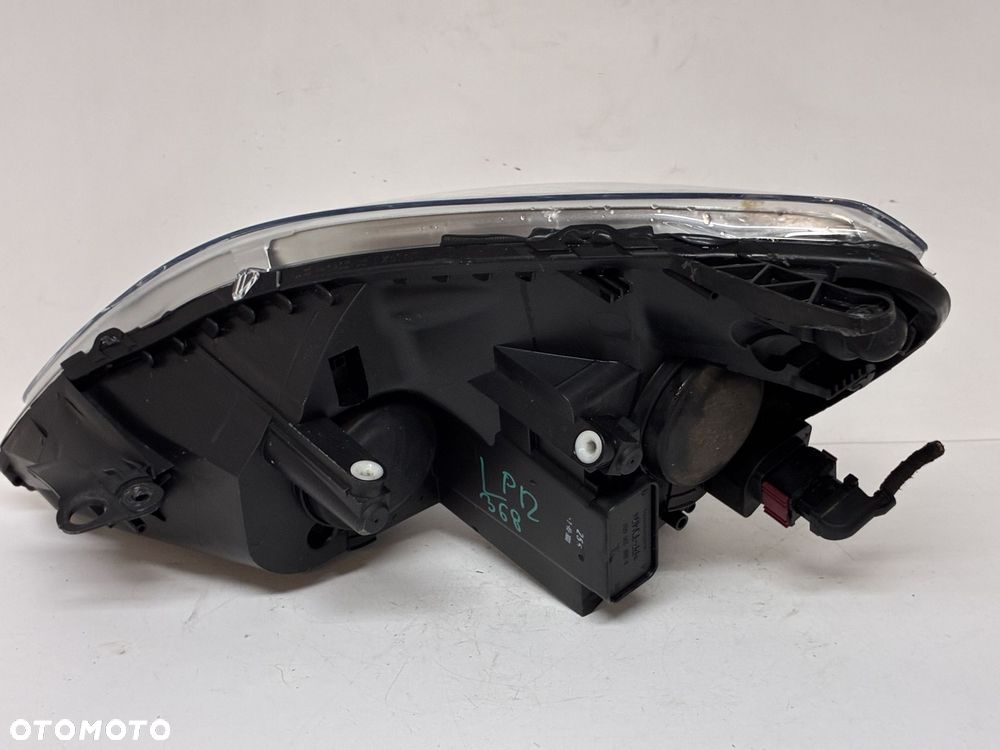 OPEL ZAFIRA B LAMPA PRZÓD PRZEDNIA PRAWA  EU 0301214208 93192444 13260845 - 11