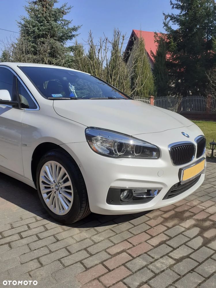 BMW Seria 2 216d Luxury Line - 4