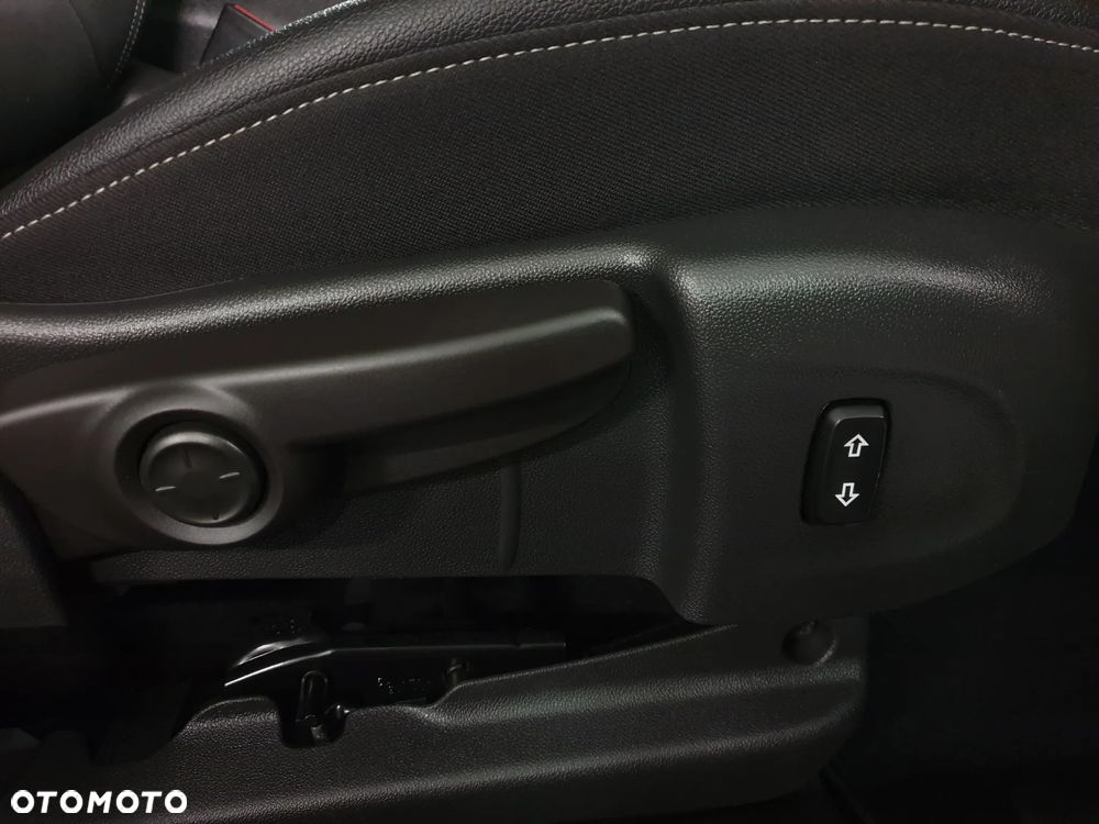 Opel Insignia 2.0 4x4 Innovation - 32