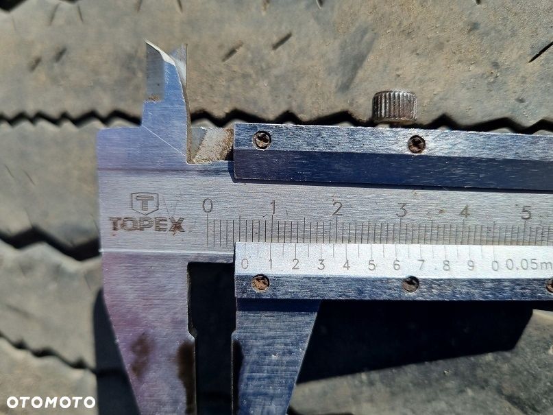 OPONA KOŁO UNIROYAL 215 75 R 17,5 6mm - 5