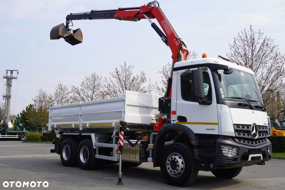 Mercedes-Benz Arocs 2636 / 6x4 / HDS Fassi / Wywrotka 3 str / Bortmatic_236398 - 11