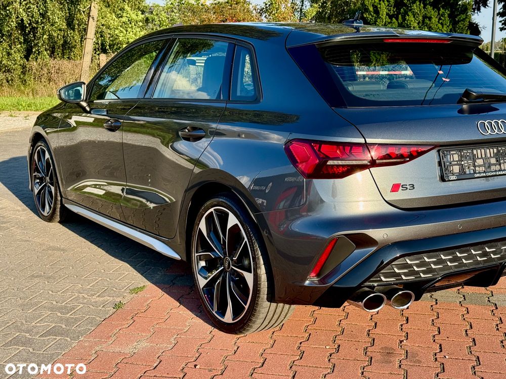 Audi S3 Sportback TFSI  quattro S tronic - 11