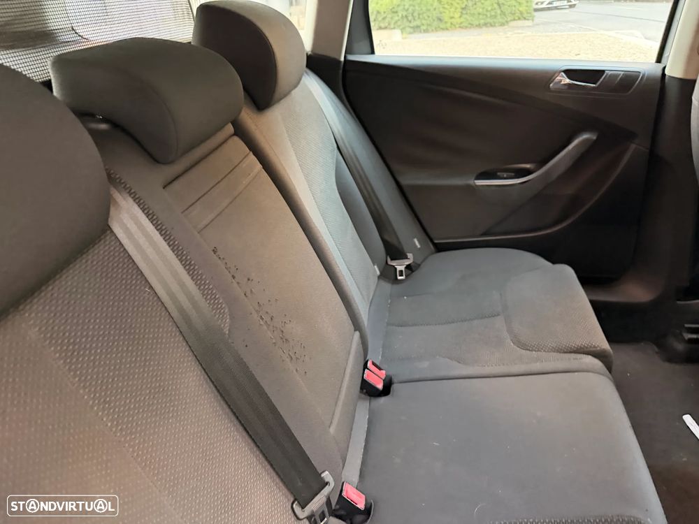 VW Passat Variant 2.0 TDi 4M Trend Pack - 19
