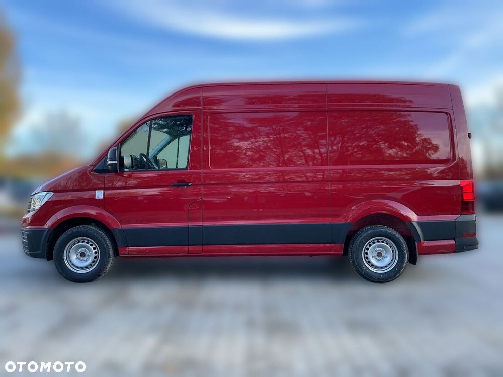 Volkswagen Crafter 35 Furgon z wysokim dachem silnik: 2,0 l EU6 177 KM automatyczna r. o.: 3640 mm - 8