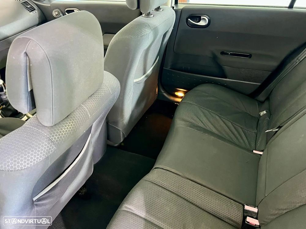 Renault Mégane Break 1.5 dCi Privilège - 19
