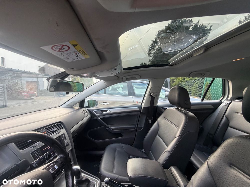 Volkswagen Golf - 14