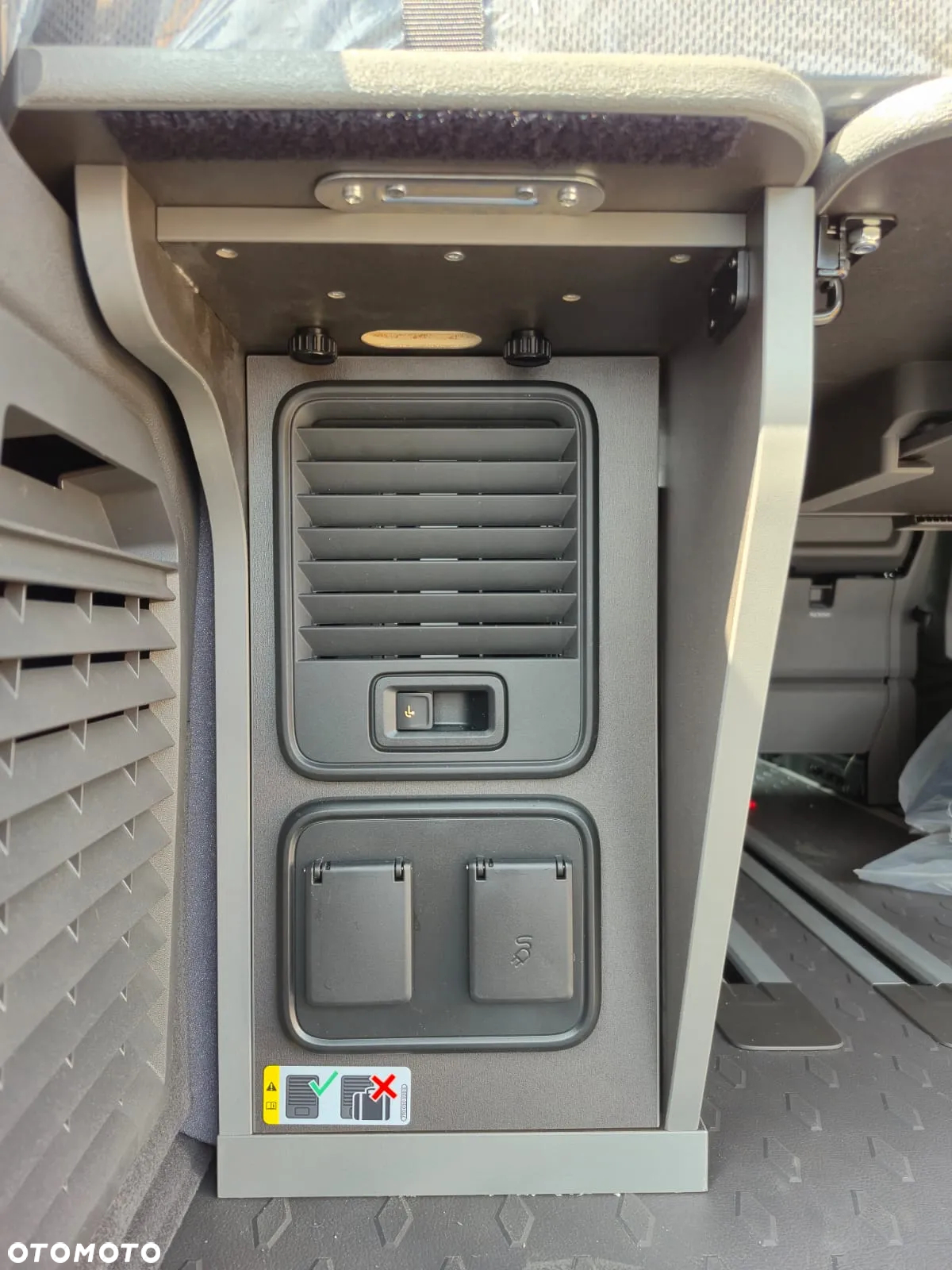 Volkswagen California - 15
