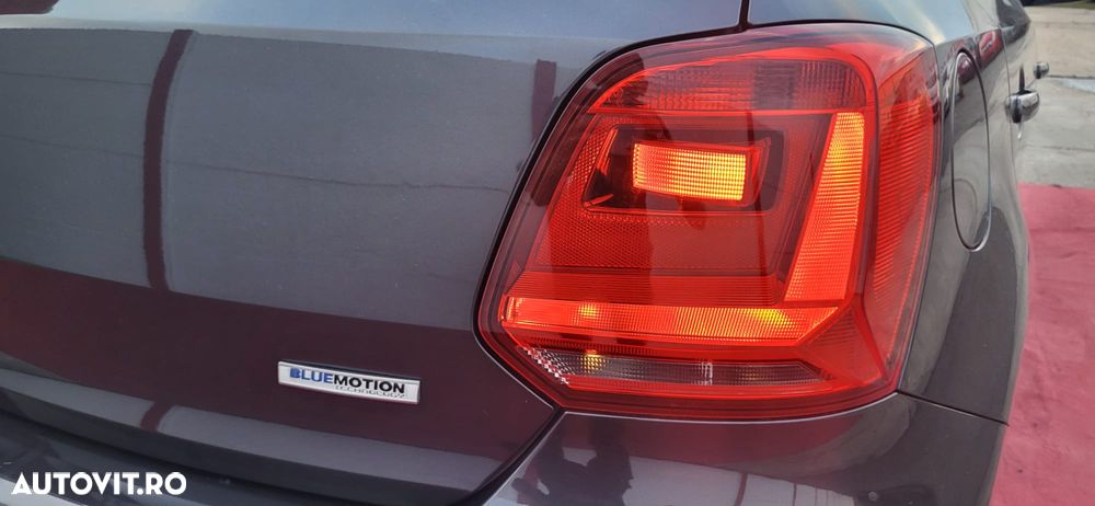 Volkswagen Polo 1.0 (Blue Motion Technology) Comfortline - 27