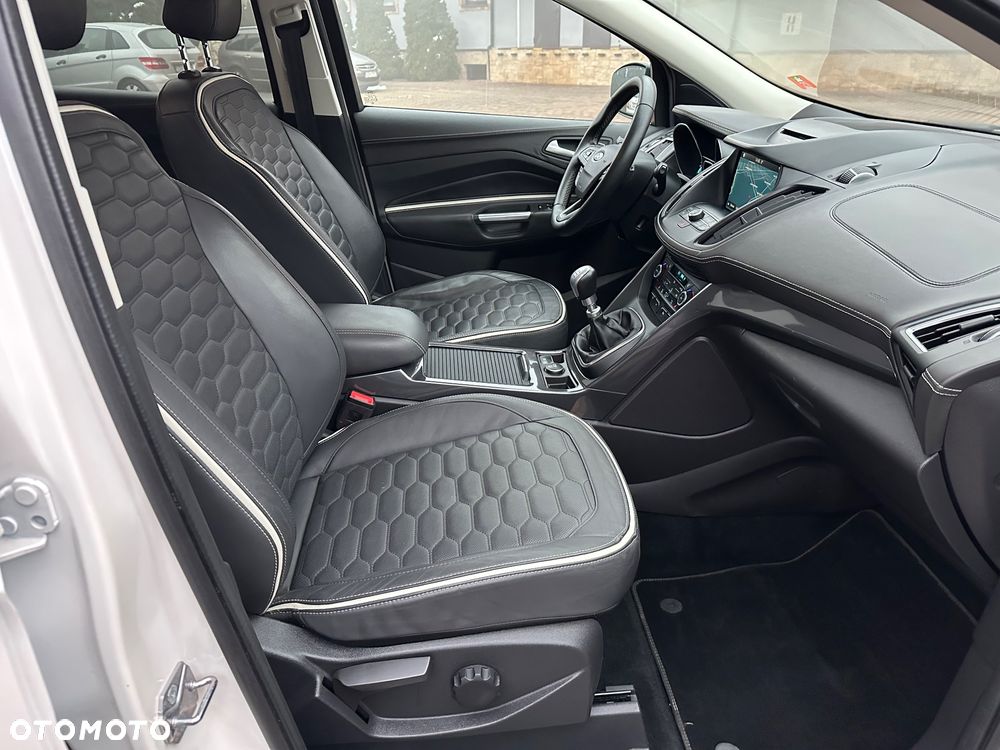 Ford Kuga 2.0 TDCi 4x2 Vignale - 11